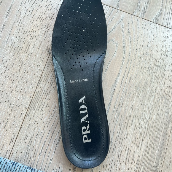 Prada sneakers size 5 - Picture 7 of 11